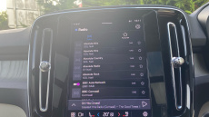 Volvo XC40 2.0 B4P Ultimate Dark 5dr Auto Petrol Estate